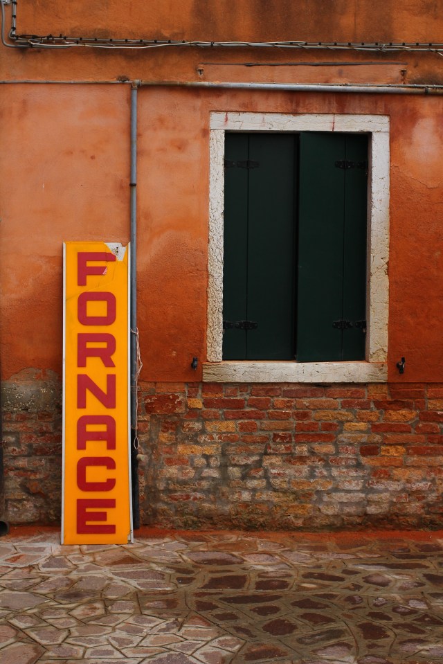 Husband's artsy shot right outside the glass shop