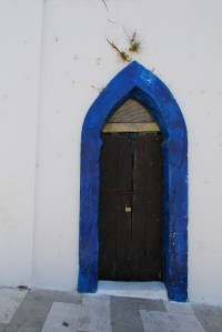 My husband has taken to capturing photos of unique doors everywhere we go. The coloring on this one perfectly captures the sea and sky of southern Spain.