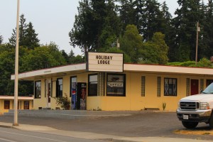 The glorious Holiday Lodge. No A/C, no phone, no non-smoking policy, no way I'm staying here again.